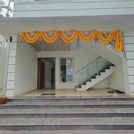Villa Atharva Thāl Екстериор снимка