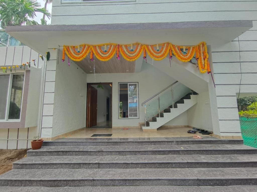 Villa Atharva Thāl Екстериор снимка