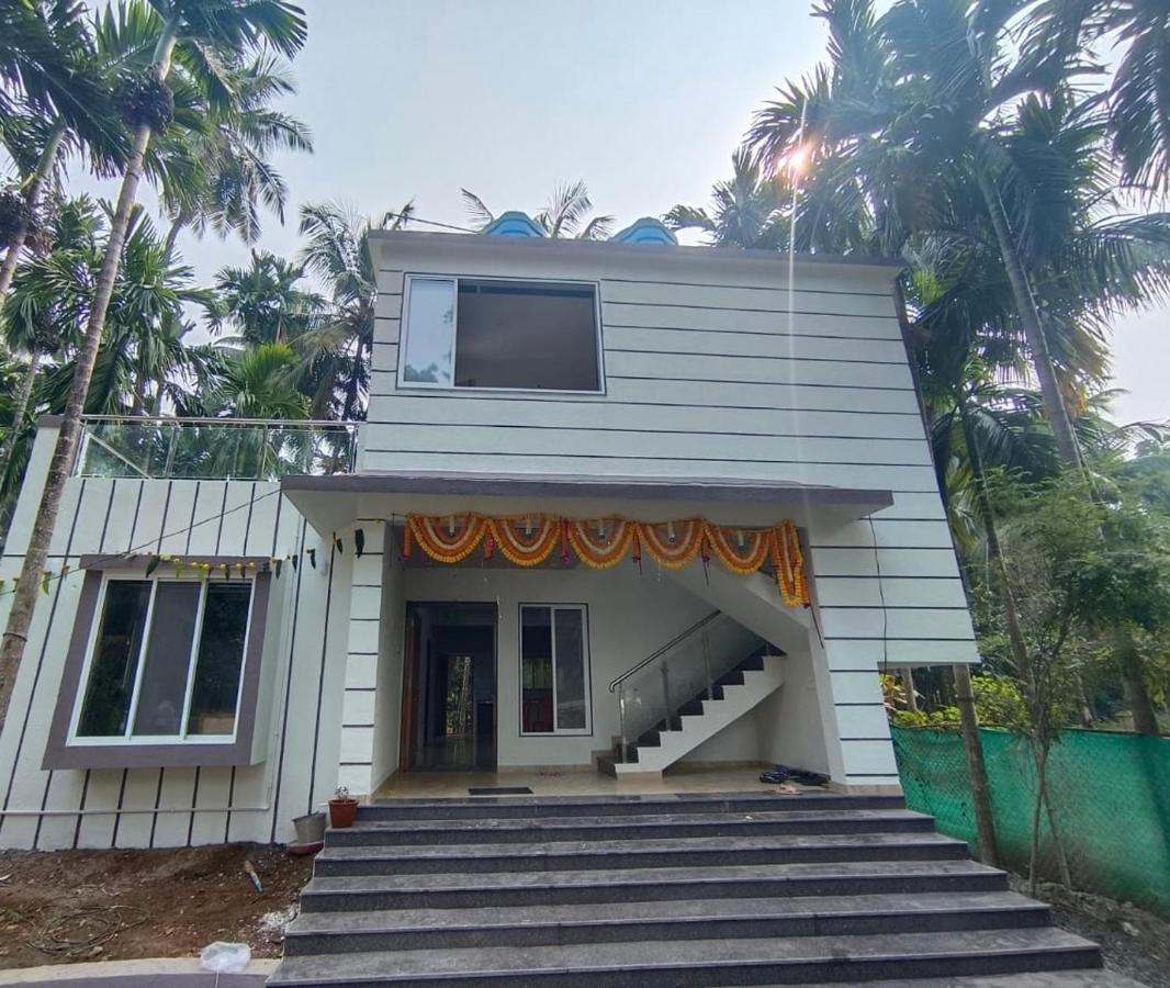 Villa Atharva Thāl Екстериор снимка