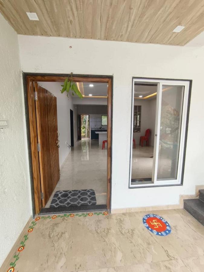Villa Atharva Thāl Екстериор снимка